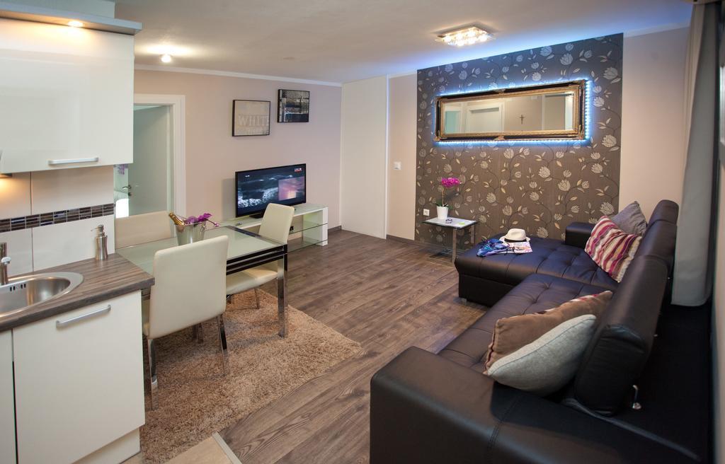 Villa Toni Design Apartments Spalato Esterno foto